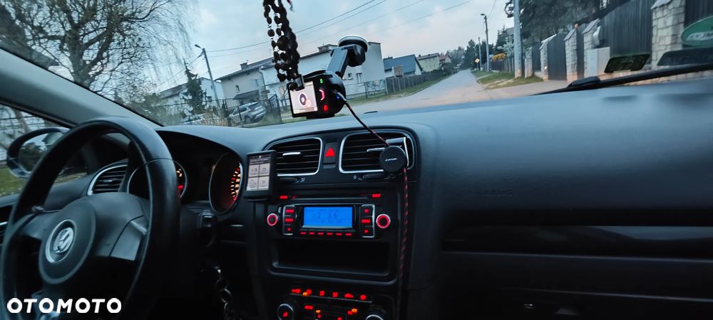 Volkswagen Golf 1.6 TDI DPF Highline - 5