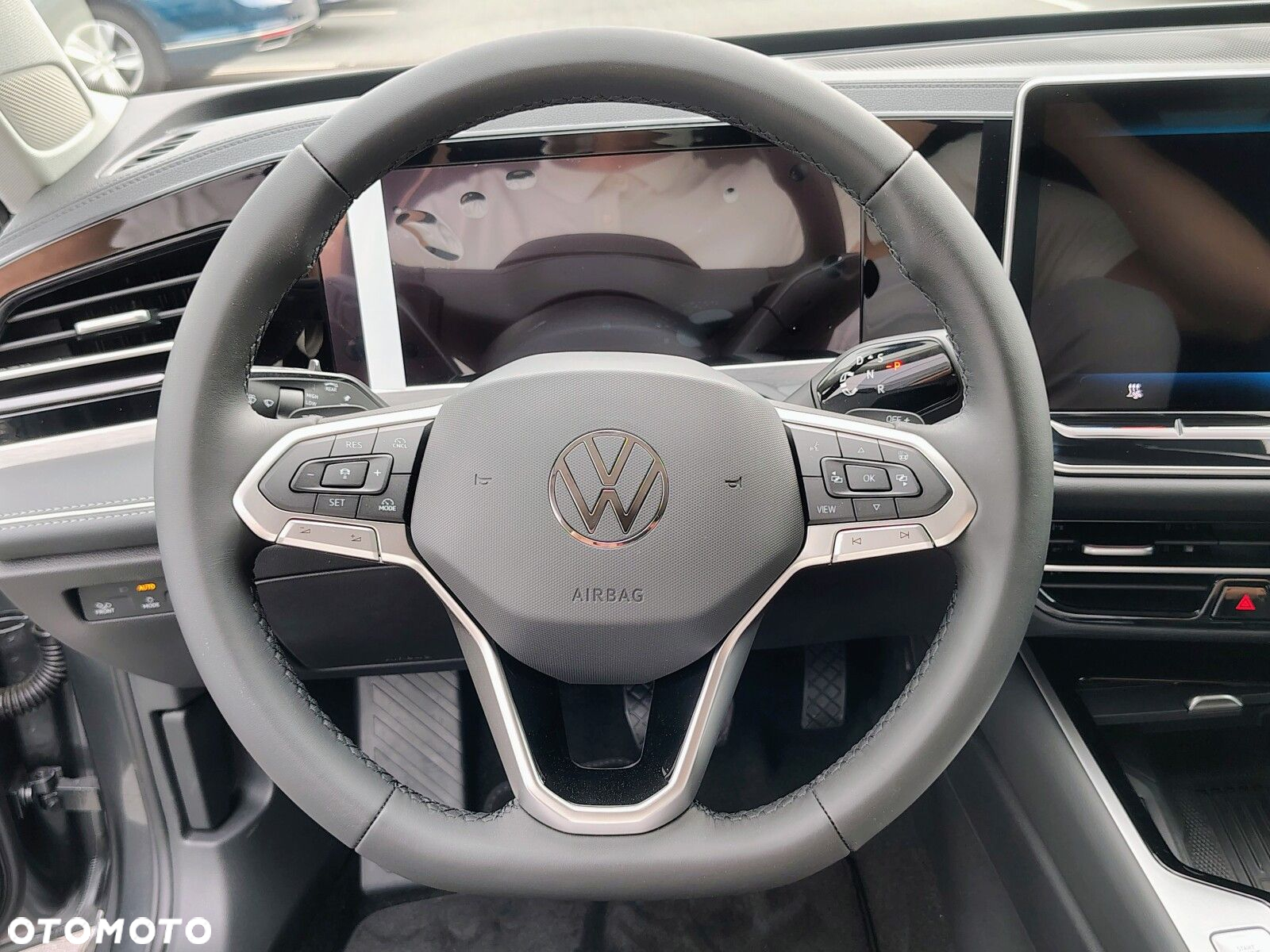 Volkswagen Passat - 14