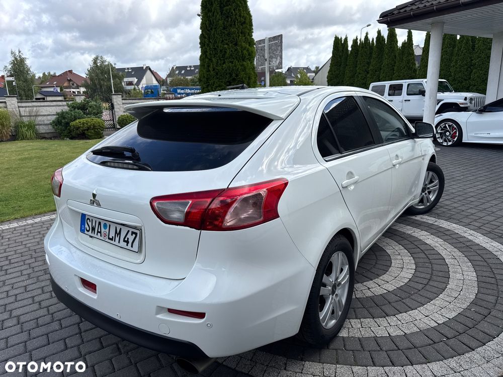 Mitsubishi Lancer - 6