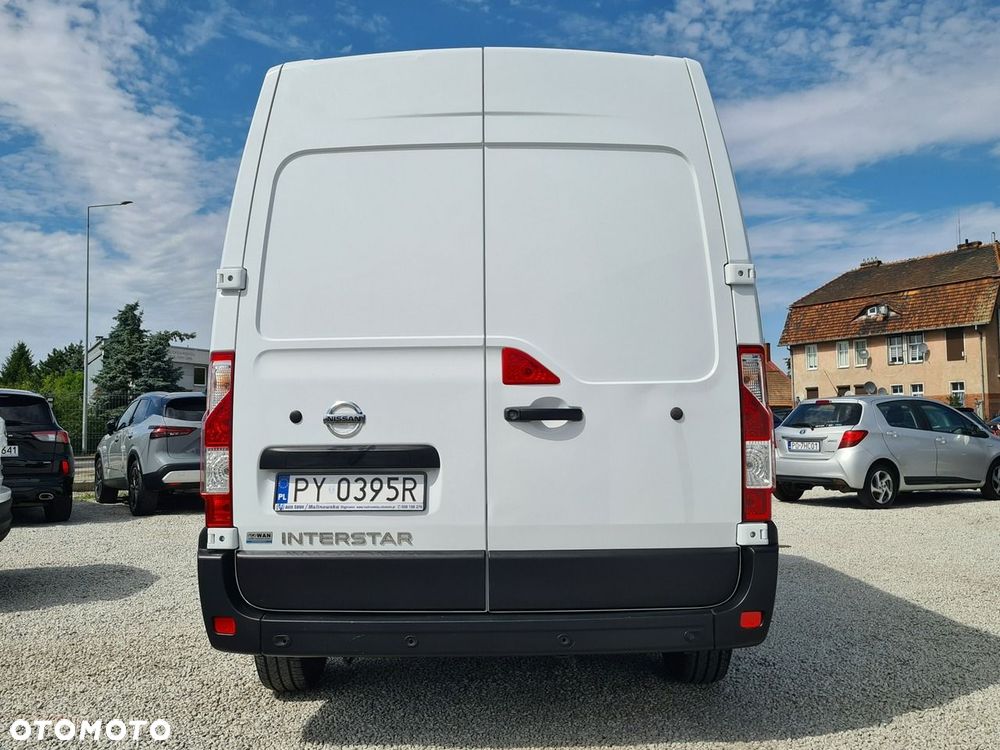 Nissan Interstar - 6