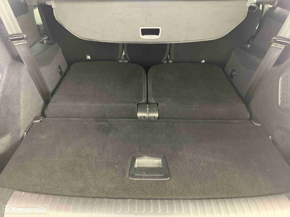 Peugeot 5008 1.2 Hybrid Allure e-DCS6 - 14