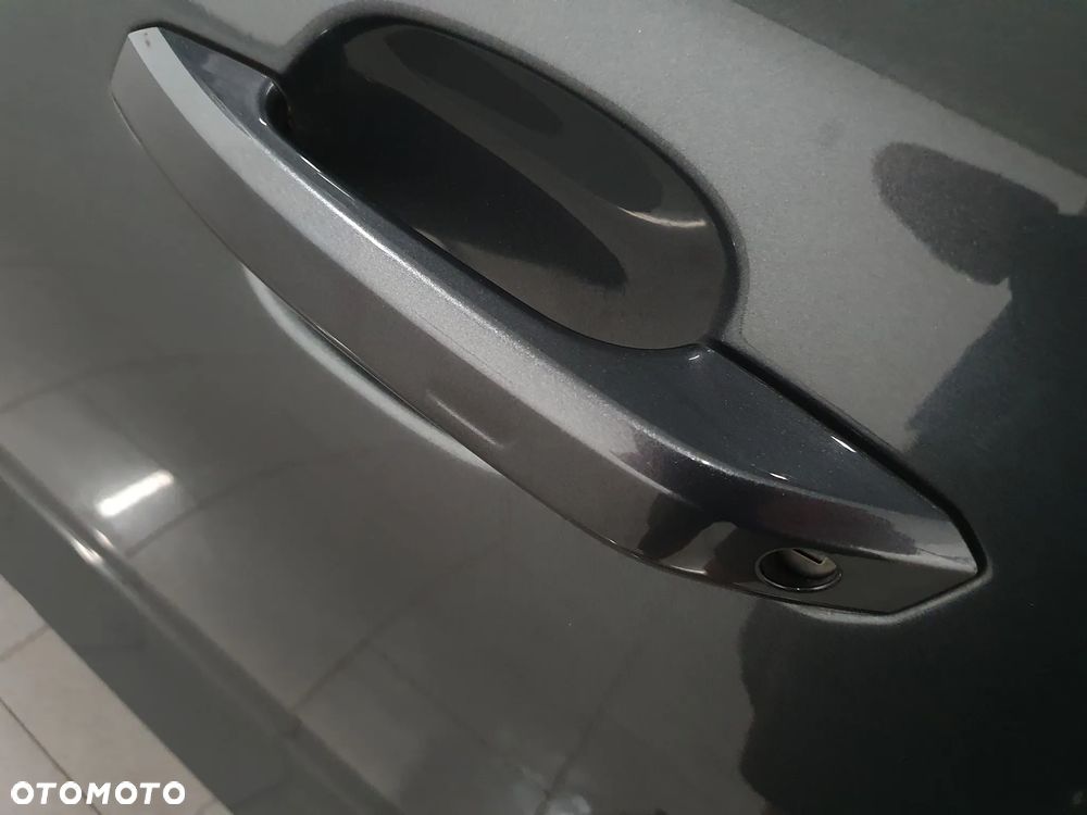 Audi Q5 40 TDI quattro S tronic S line - 24