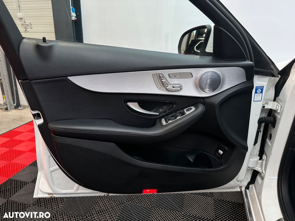 Mercedes-Benz C 300 d 4Matic 9G-TRONIC Avantgarde - 20