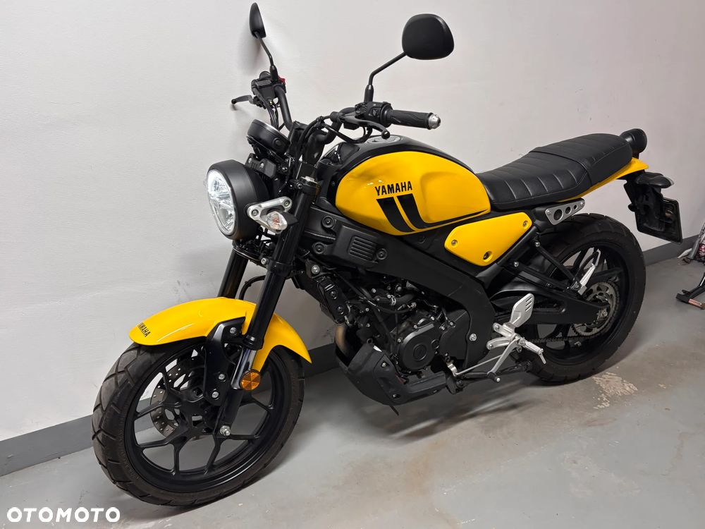 Yamaha XSR - 2