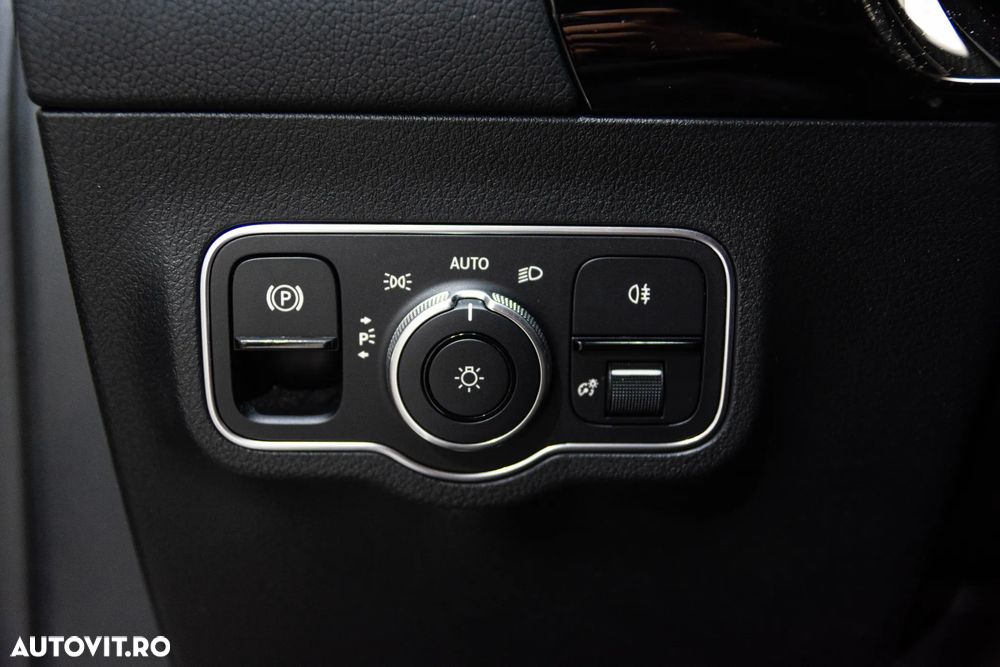 Mercedes-Benz GLA 200 d 8G-DCT AMG Line - 30