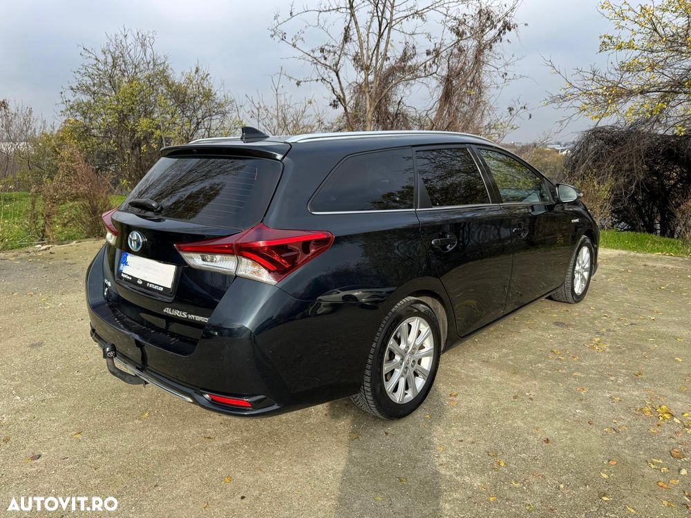 Toyota Auris 1.8 L VVT-i TS Hybrid Luna - 4