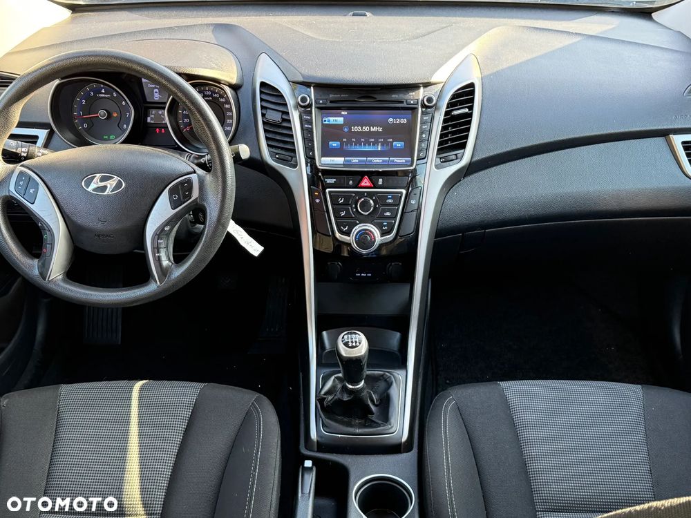 Hyundai i30 1.4 Advantage - 11