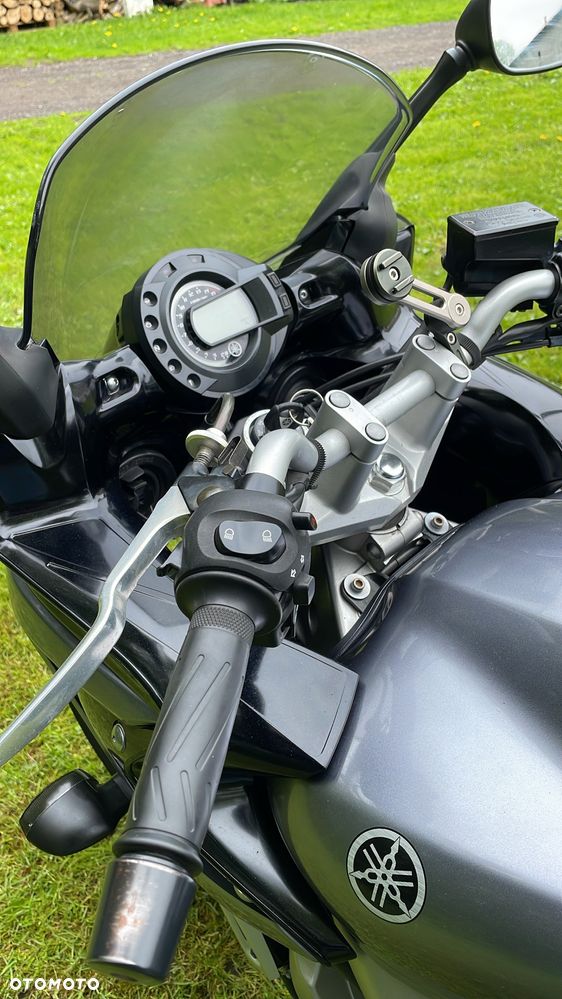 Yamaha FZ6 - 17