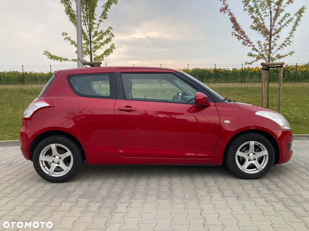 Suzuki Swift 1.2 - 24