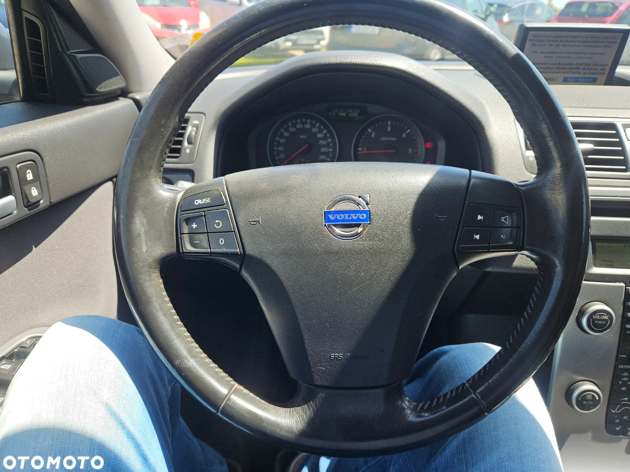 Volvo V50 2.0D Momentum - 10