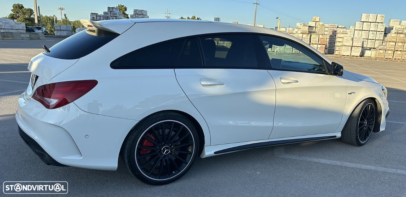 Mercedes-Benz CLA 45 AMG 4Matic Shooting Brake Speedshift 7G-DCT - 25