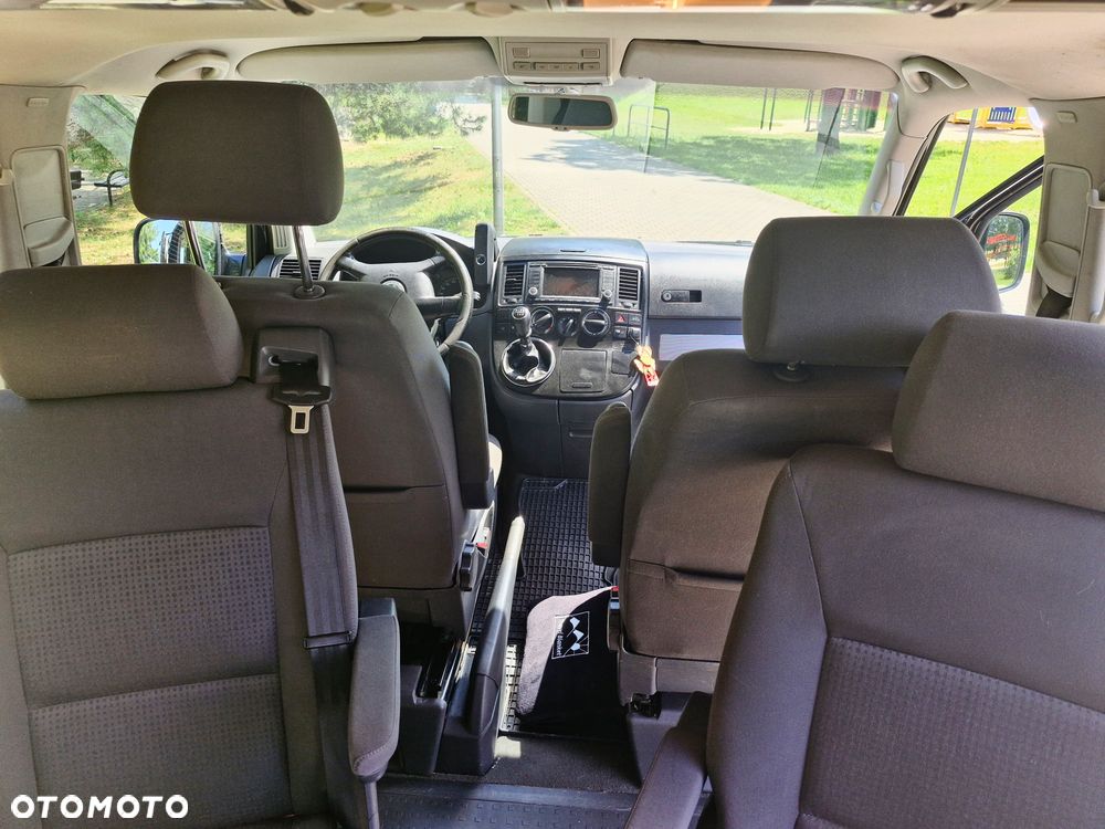 Volkswagen Multivan - 6