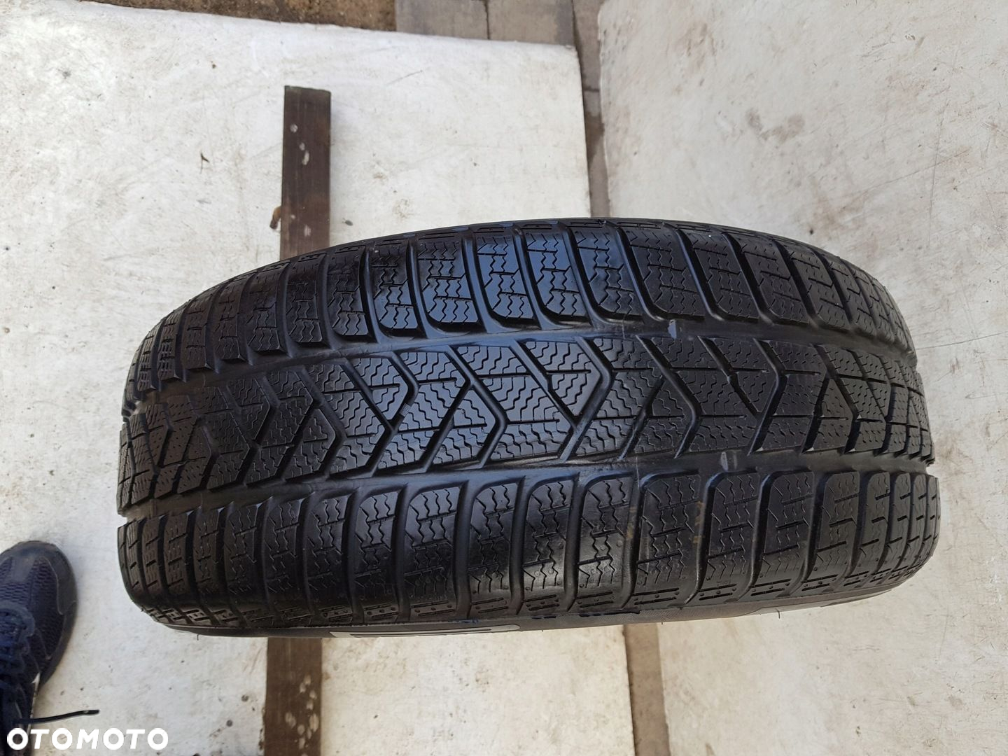Pirelli SottoZero 3 215/55 R17 98V 7,1mm. - 2