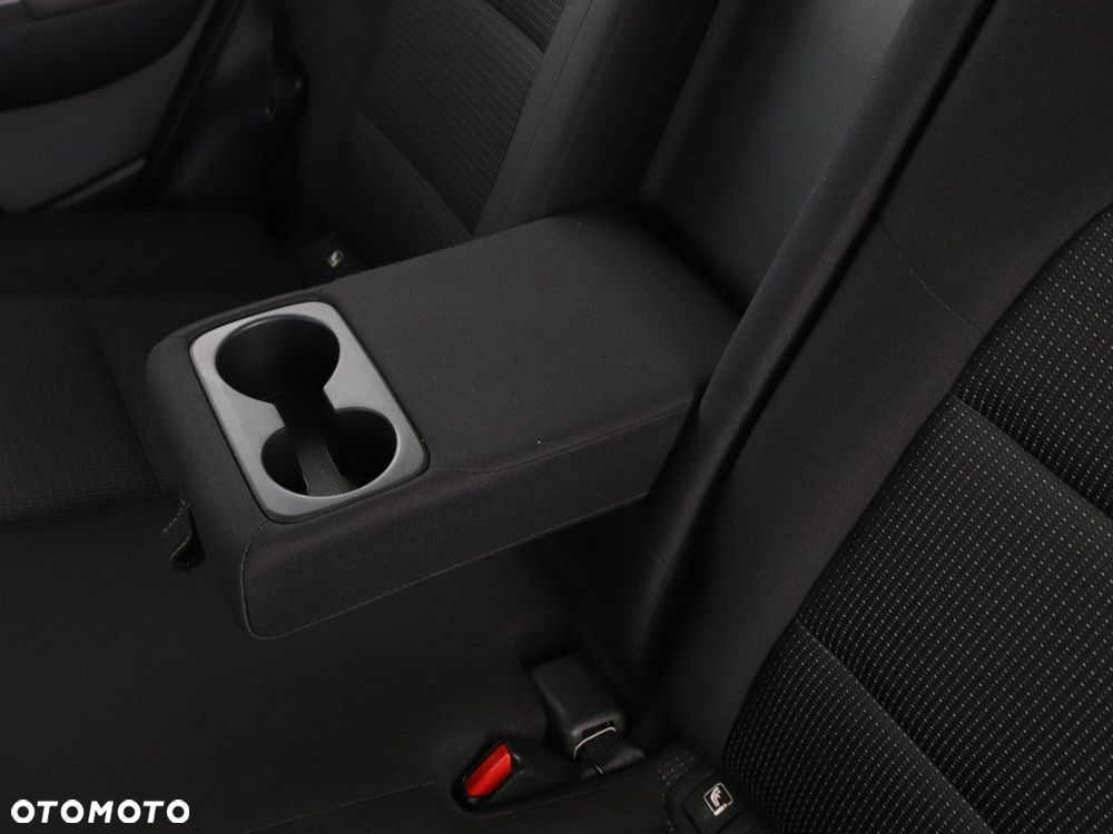 Kia Sportage 1.6 T-GDI 2WD VISION - 38