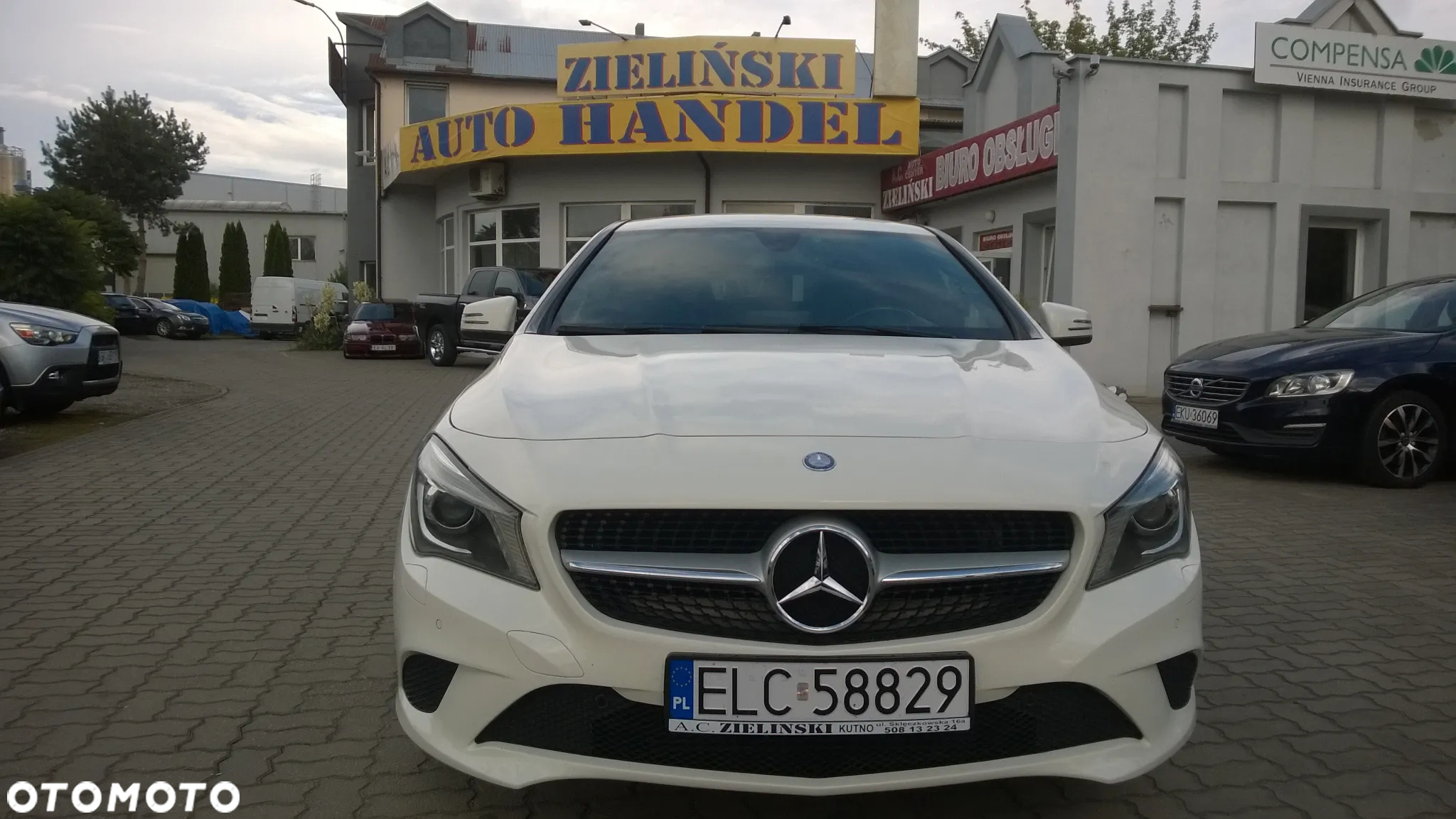 Mercedes-Benz CLA Shooting Brake 200 Peak Edition - 9
