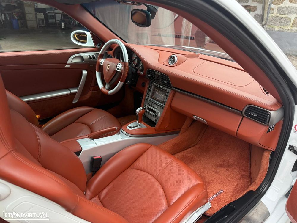 Porsche 911 (997) Carrera Tiptronic S - 15