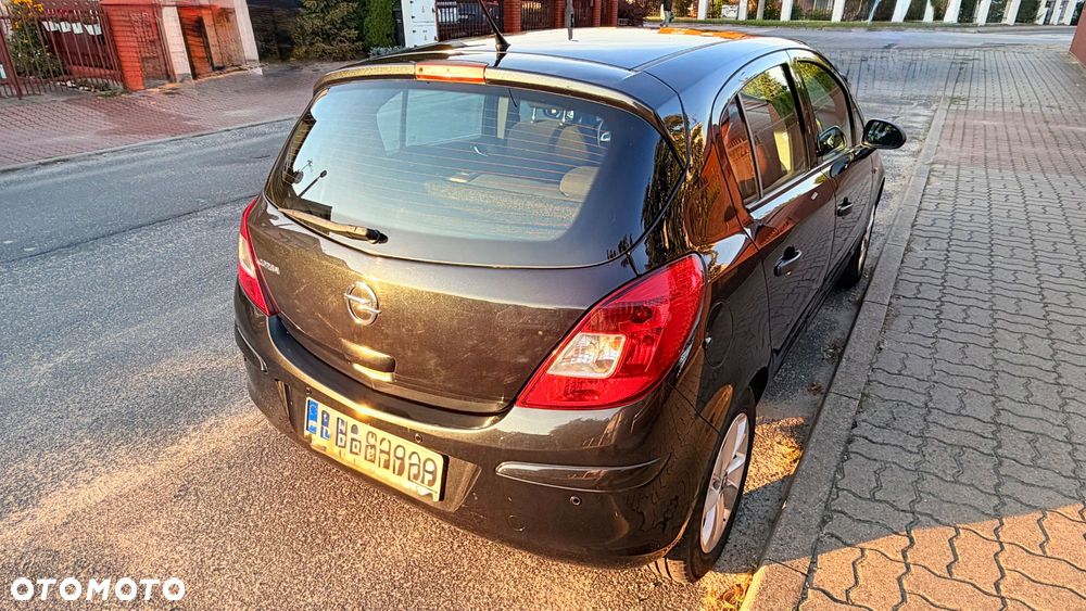 Opel Corsa - 2