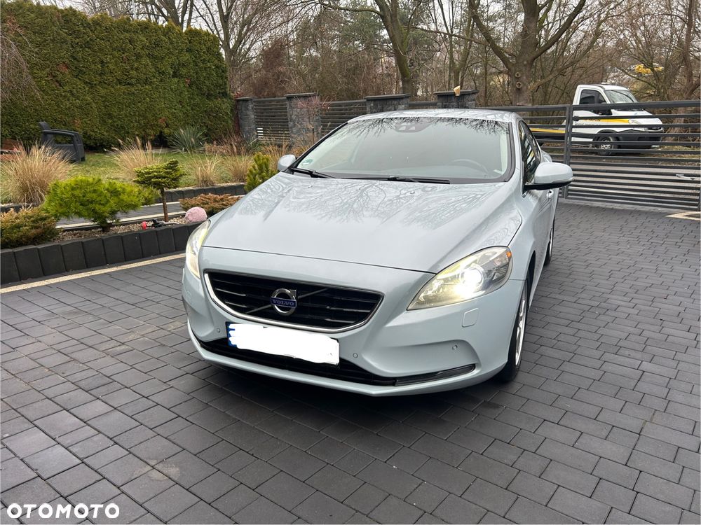 Volvo V40 D2 Momentum - 16