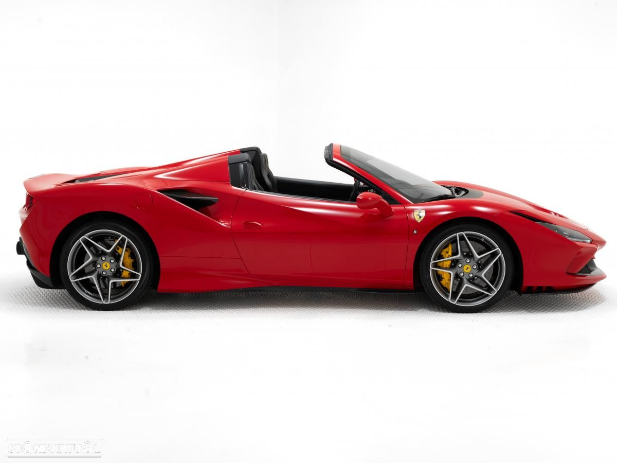 Ferrari F8 Tributo Spider - 4