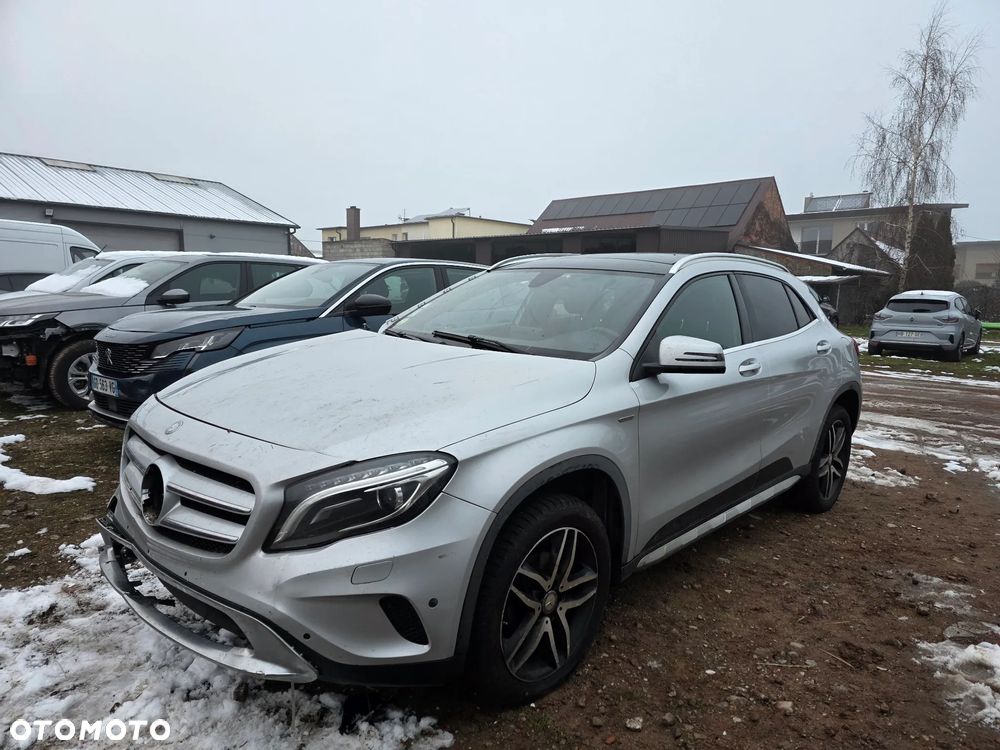 Mercedes-Benz GLA 220 d 4Matic 7G-DCT Activity Edition - 1