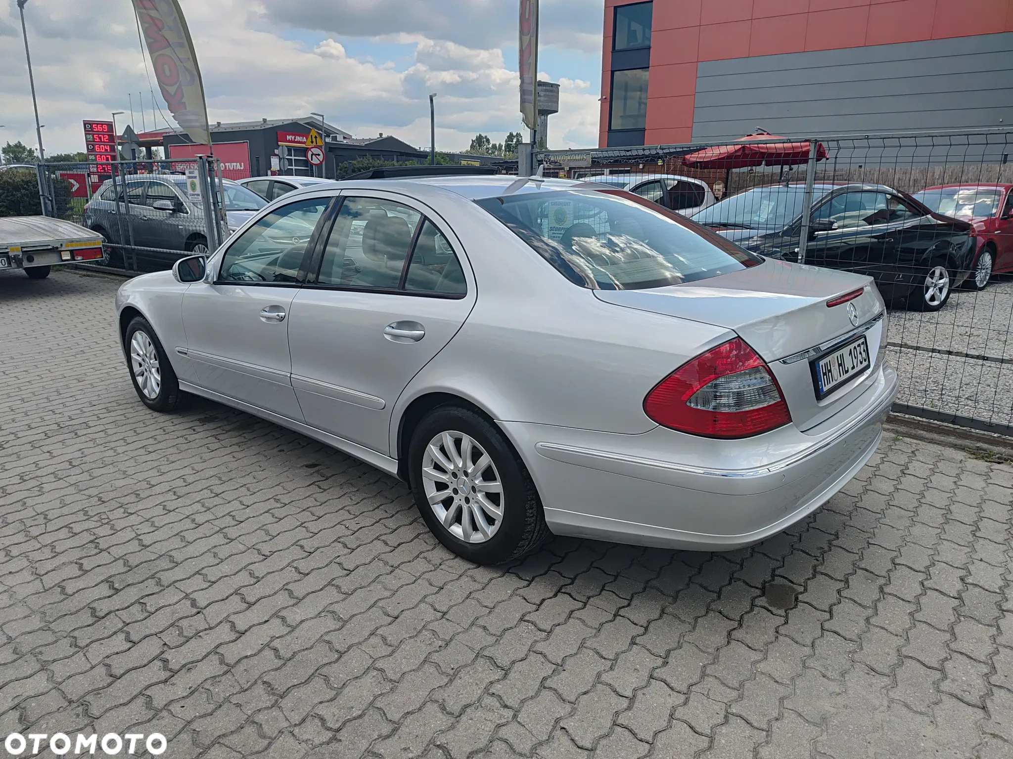 Mercedes-Benz Klasa E 300 Elegance - 3