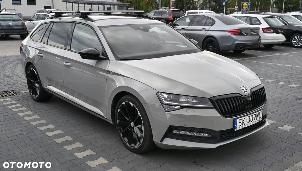 Skoda Superb 2.0 TDI SCR Sportline DSG - 9