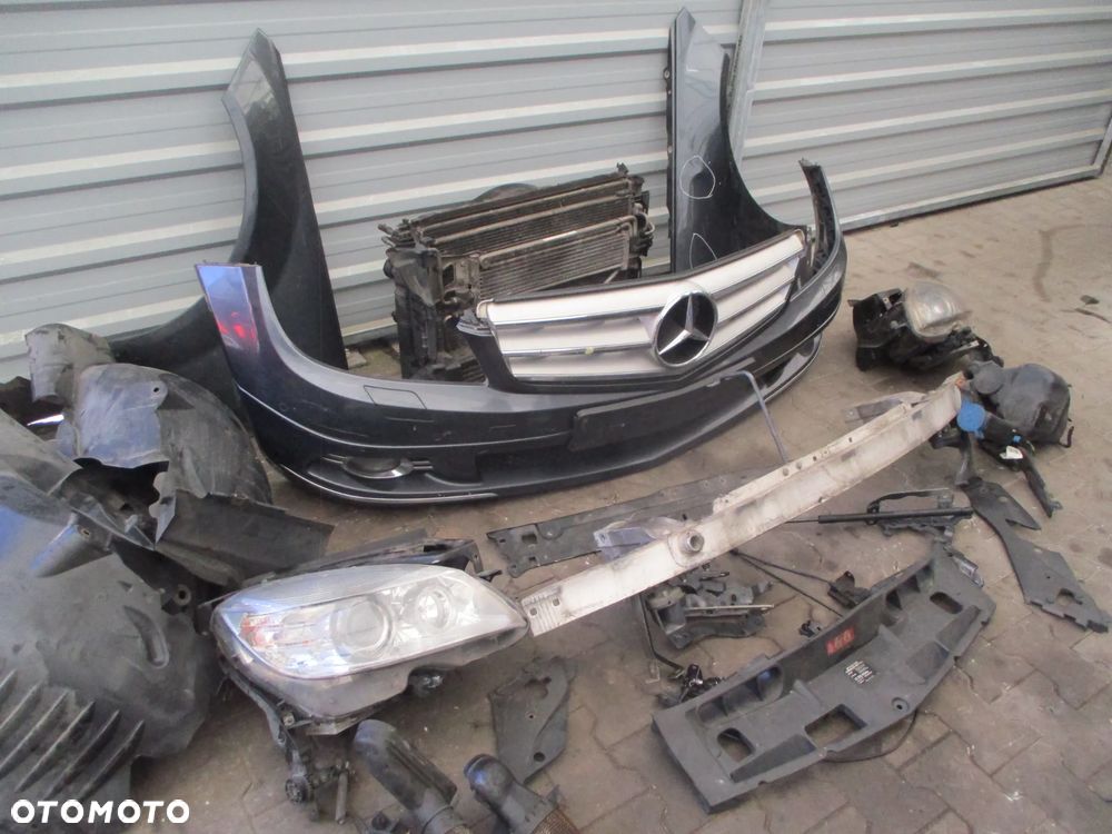 MERCEDES C KLASA W204 2007- ZDERZAK PRZEDNI PRZÓD 6xPDC - 10