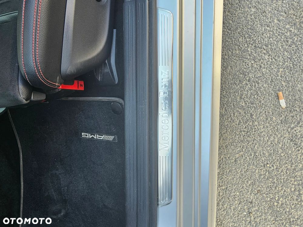 Mercedes-Benz CLA 220 4-Matic AMG Line - 19