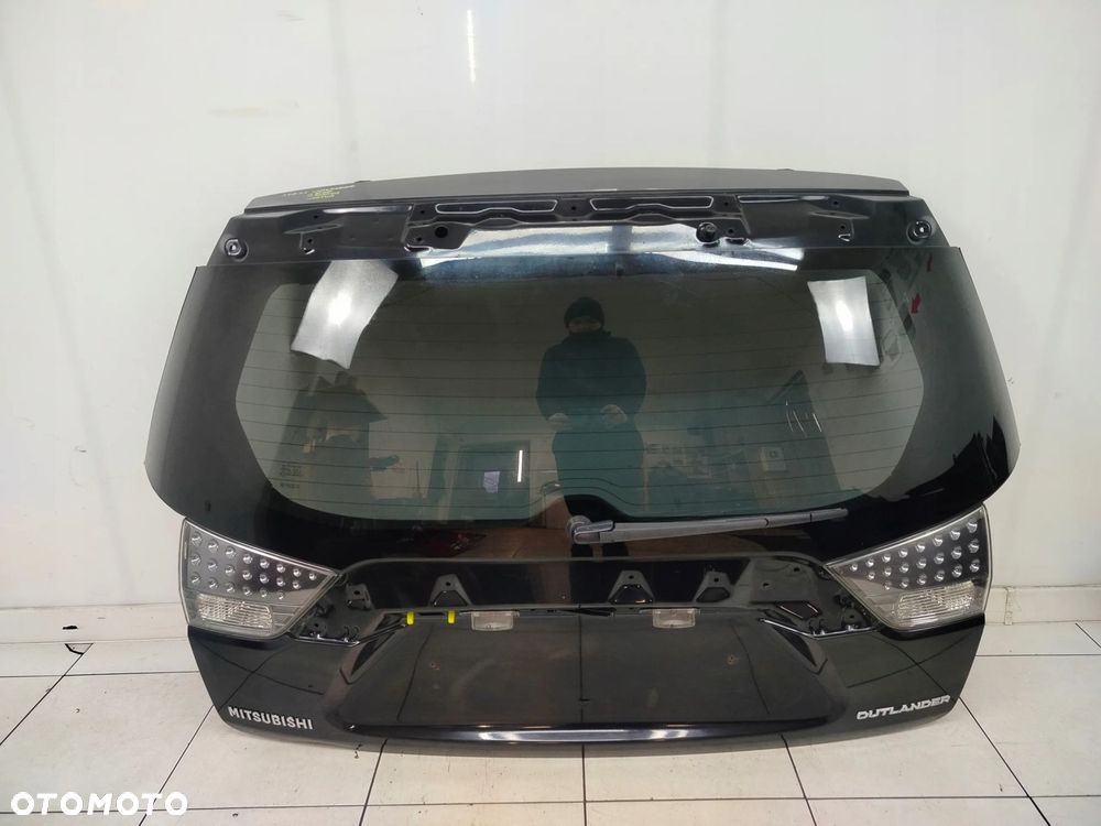 MITSUBISHI OUTLANDER II 06R- KLAPA BAGAŻNIKA TYŁ TYLNA - 1