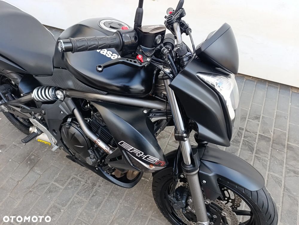 Kawasaki ER - 28