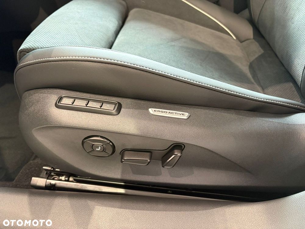 Volkswagen Passat - 10
