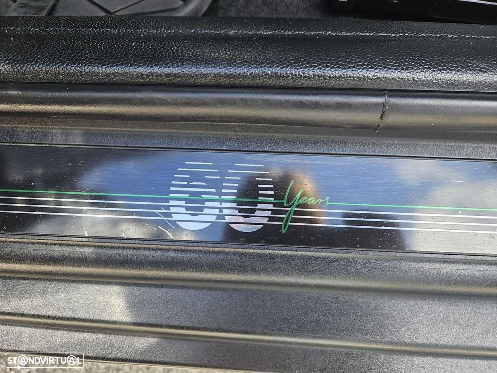MINI 5 Portas Cooper D Auto - 52