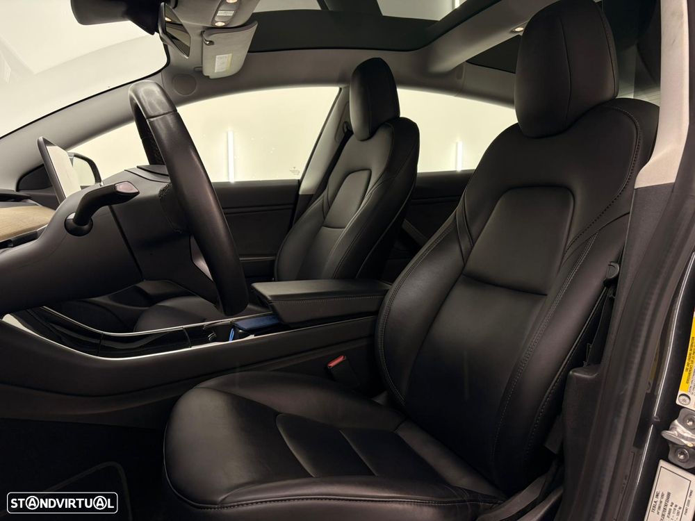 Tesla Model 3 Performance Dual Motor AWD - 18