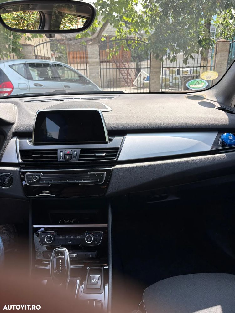 BMW Seria 2 218d AT - 5