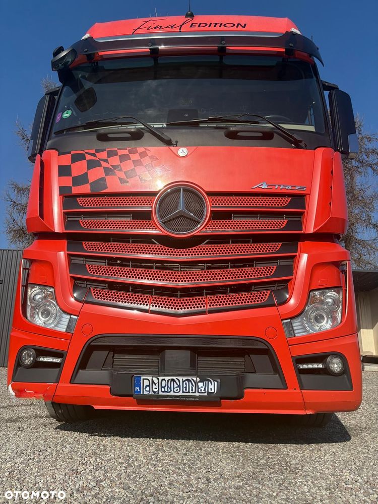 Mercedes-Benz Actros - 7