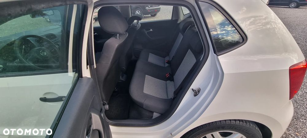 Volkswagen Polo - 11