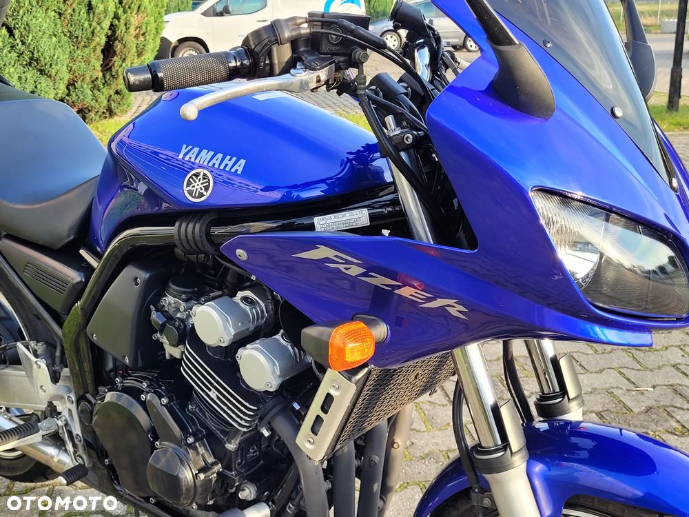 Yamaha FZS - 23