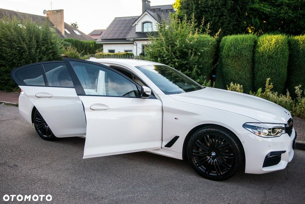 BMW Seria 5 520d xDrive MHEV M Sport sport - 13