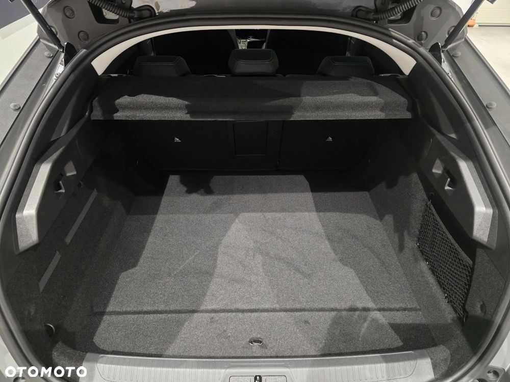 Peugeot 408 - 7