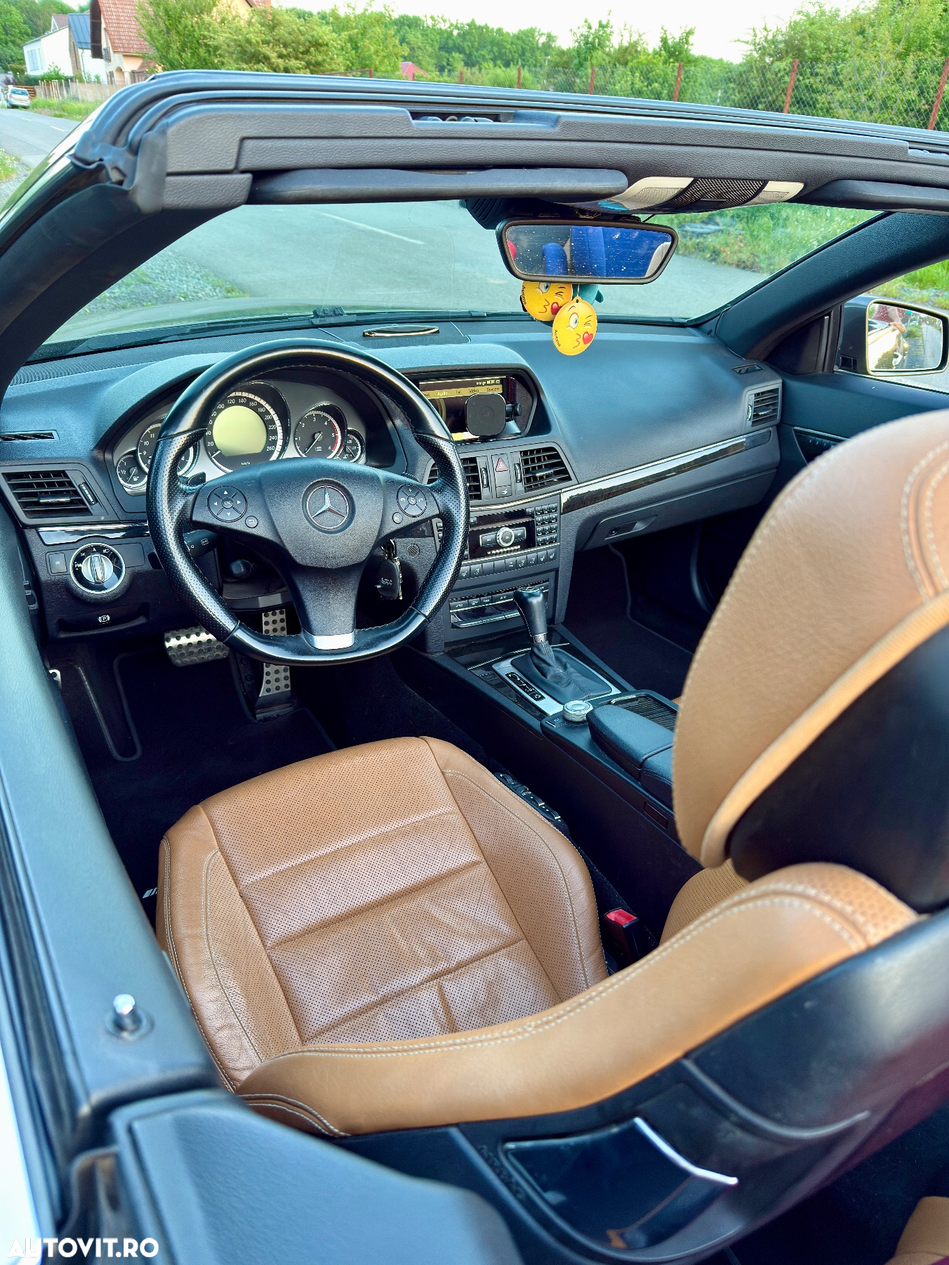 Mercedes-Benz E - 17