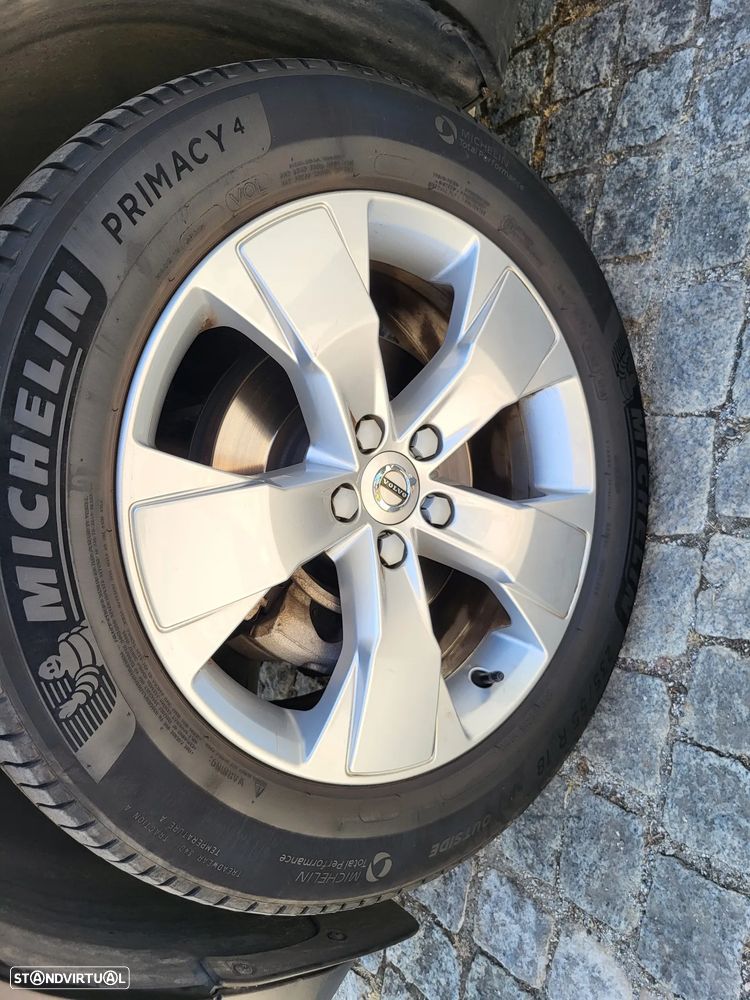 Volvo XC 40 1.5 T3 Tech Edition - 22
