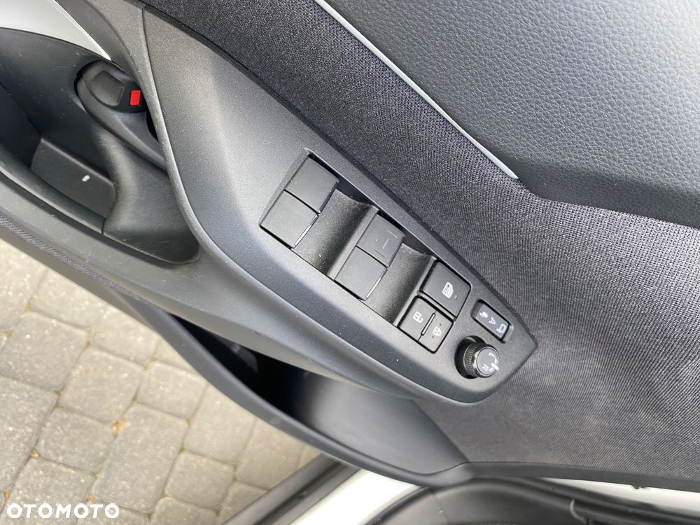 Toyota Yaris Cross Hybrid 1.5 Executive AWD - 13