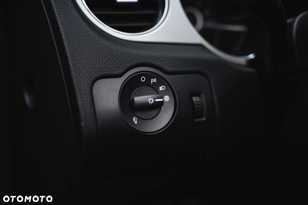 Ford Mustang 3.7 V6 Premium - 30