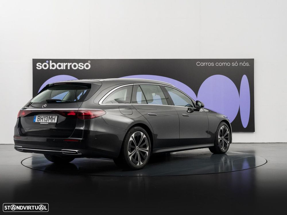 Mercedes-Benz E 300 - 6