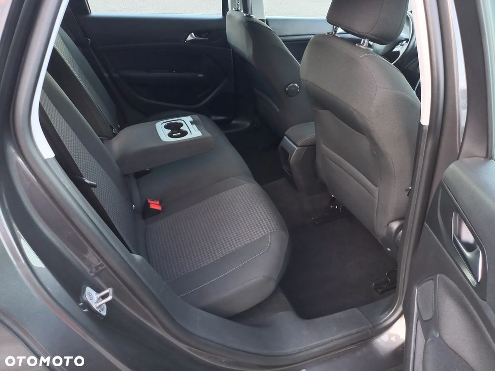 Peugeot 308 - 16