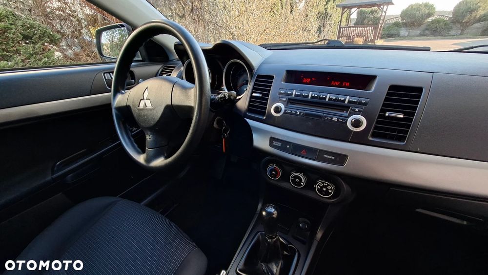 Mitsubishi Lancer 1.5 - 20