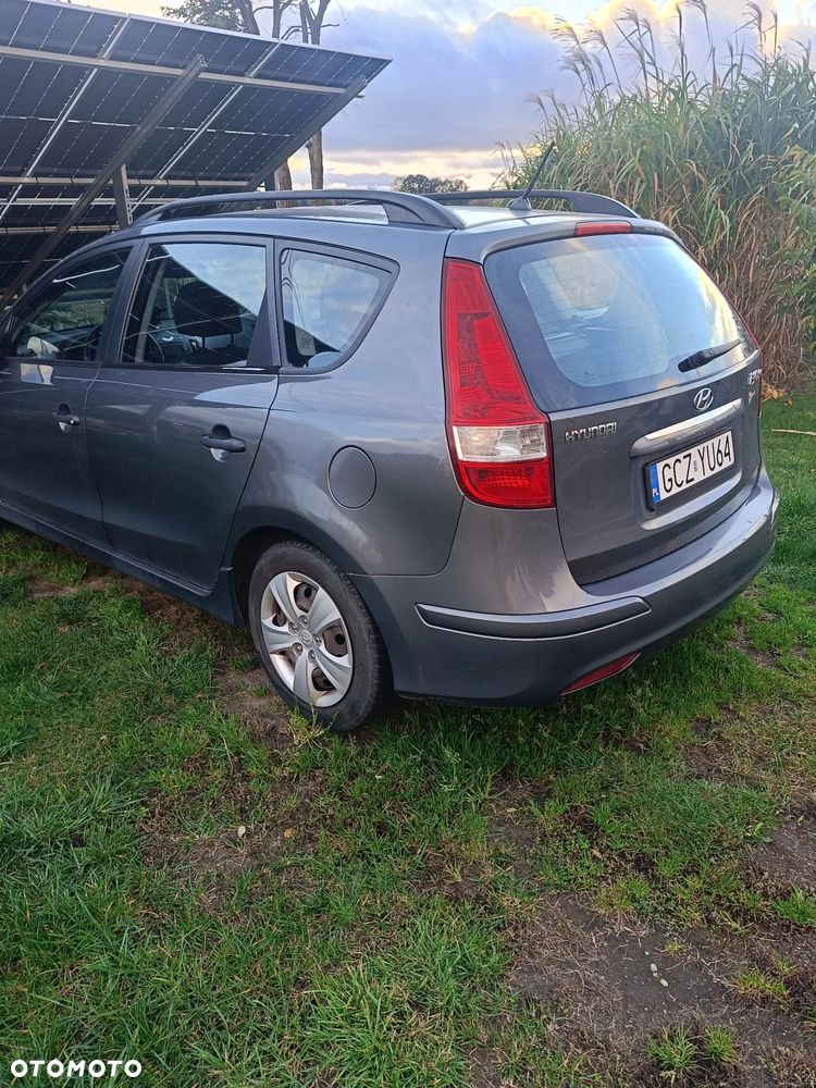 Hyundai I30 2010 photo 4