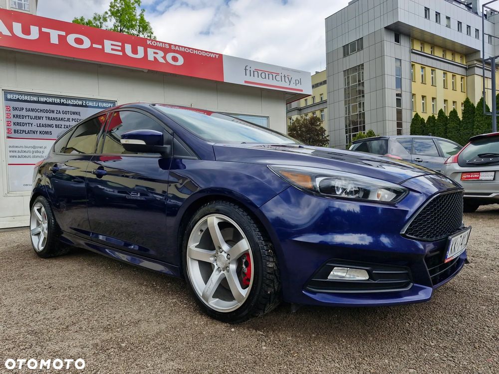 Ford Focus 2.0 EcoBoost ST mit Leder-Exclusiv-Paket - 7