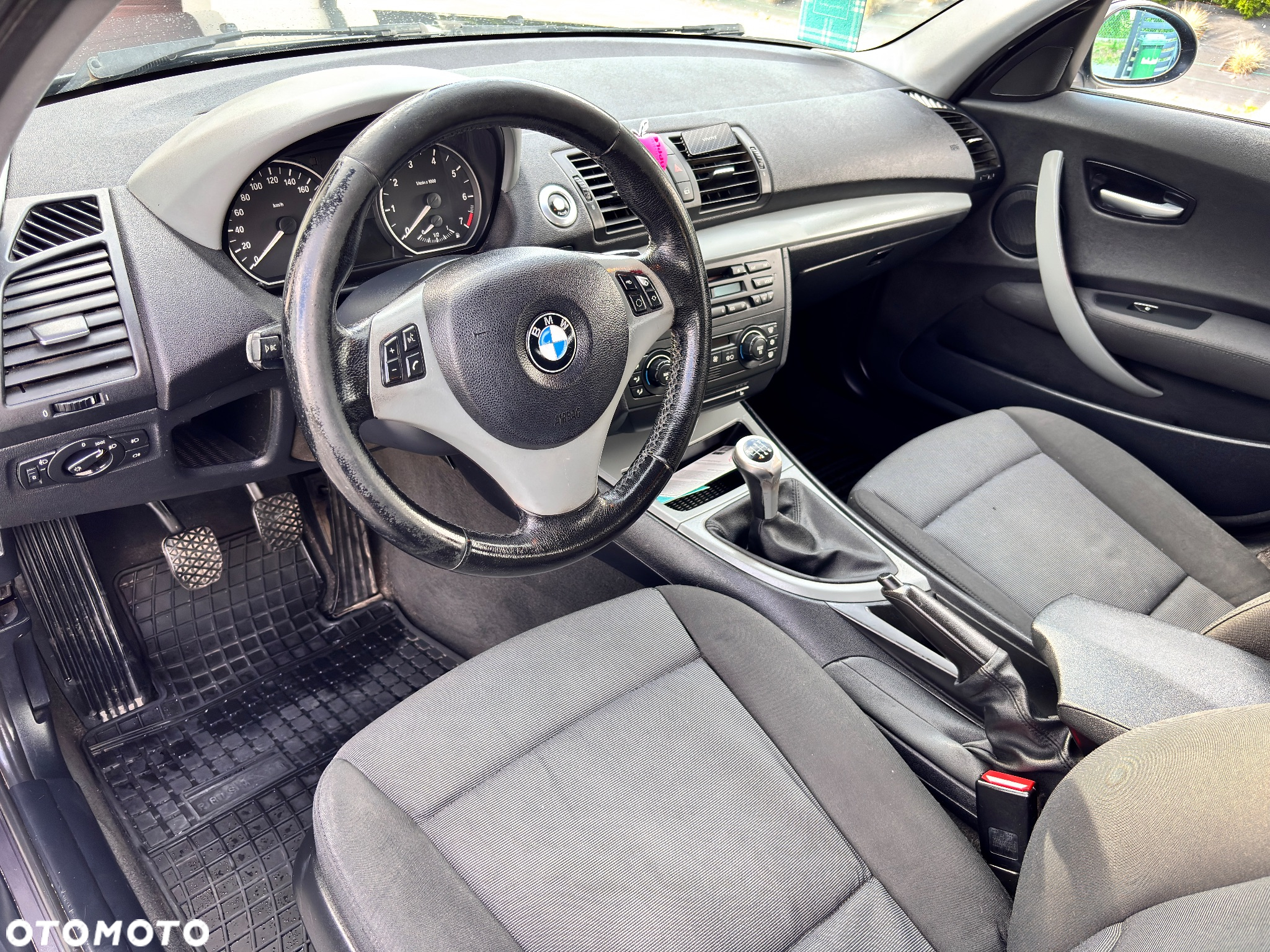 BMW Seria 1 118i - 12