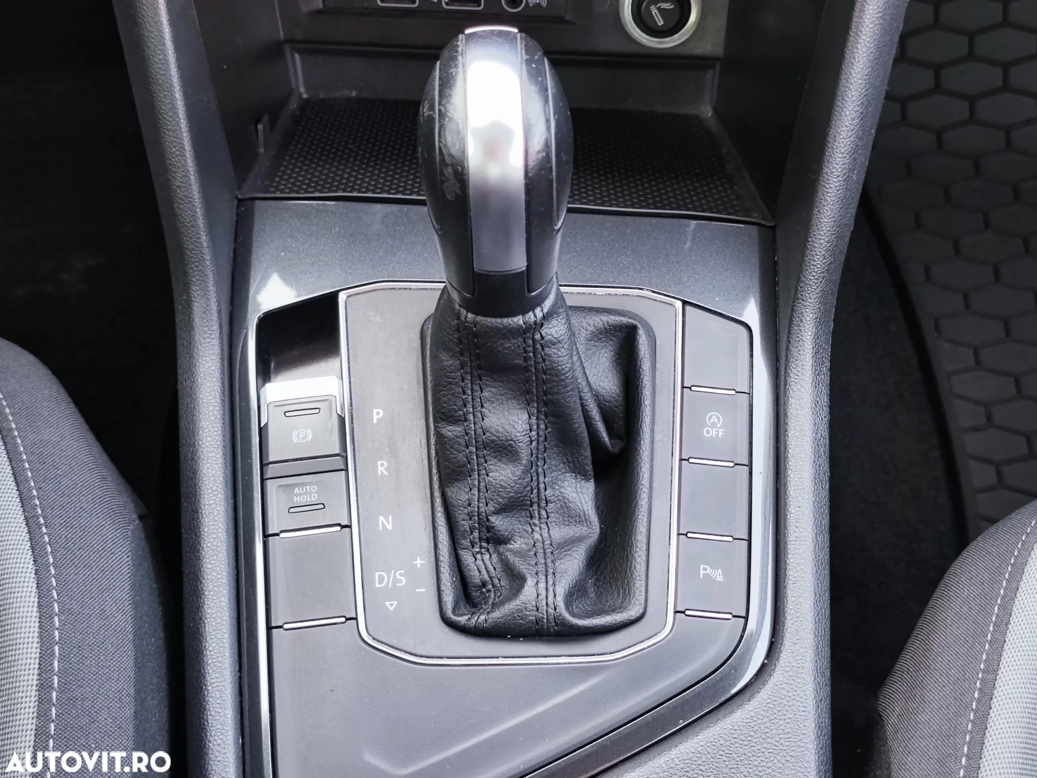 Volkswagen Tiguan 1.5 TSI ACT DSG Comfortline - 24